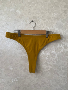 Extra Large Dahlia Brief - Ochre