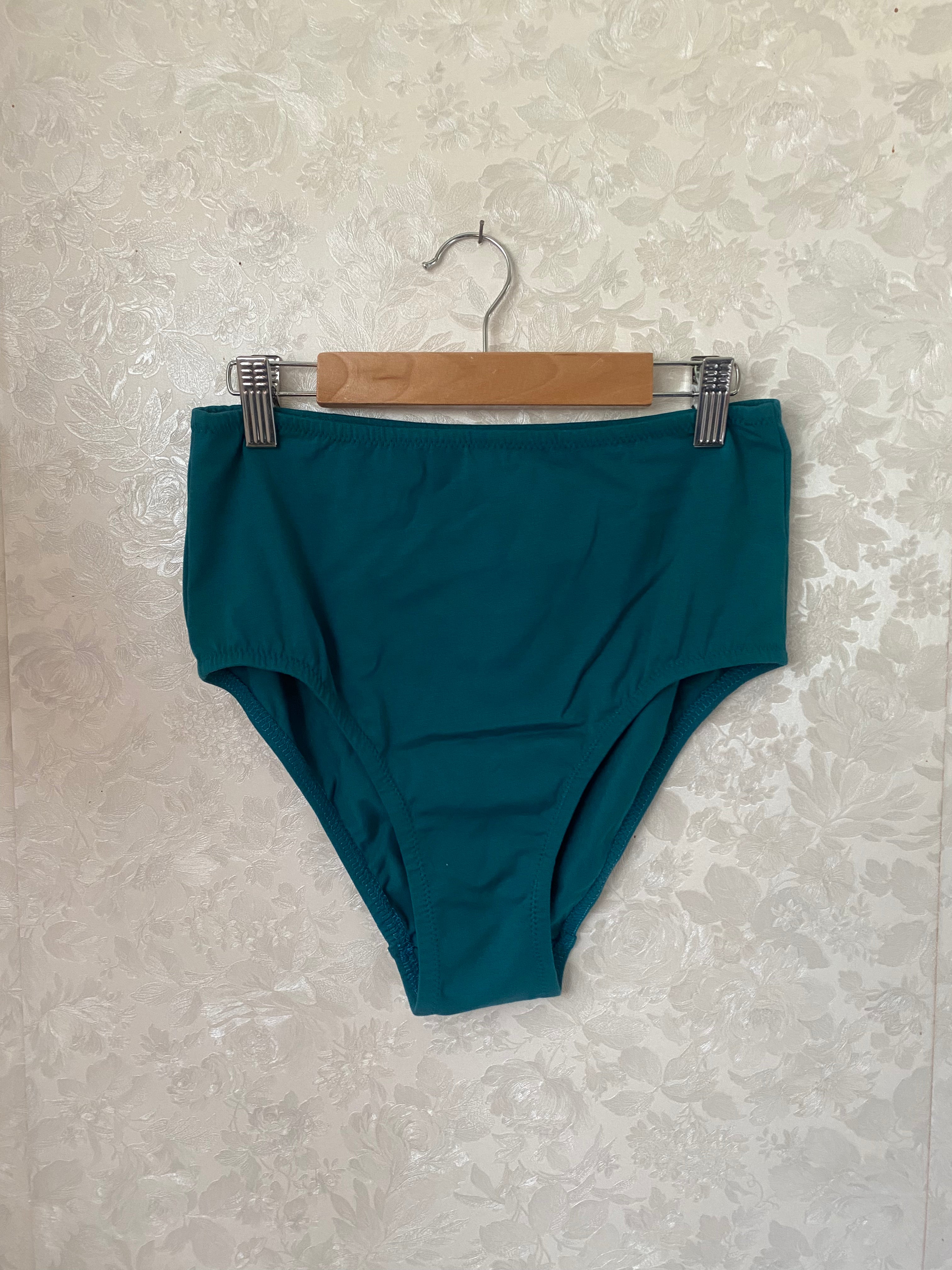 Small April Brief - Deep Teal