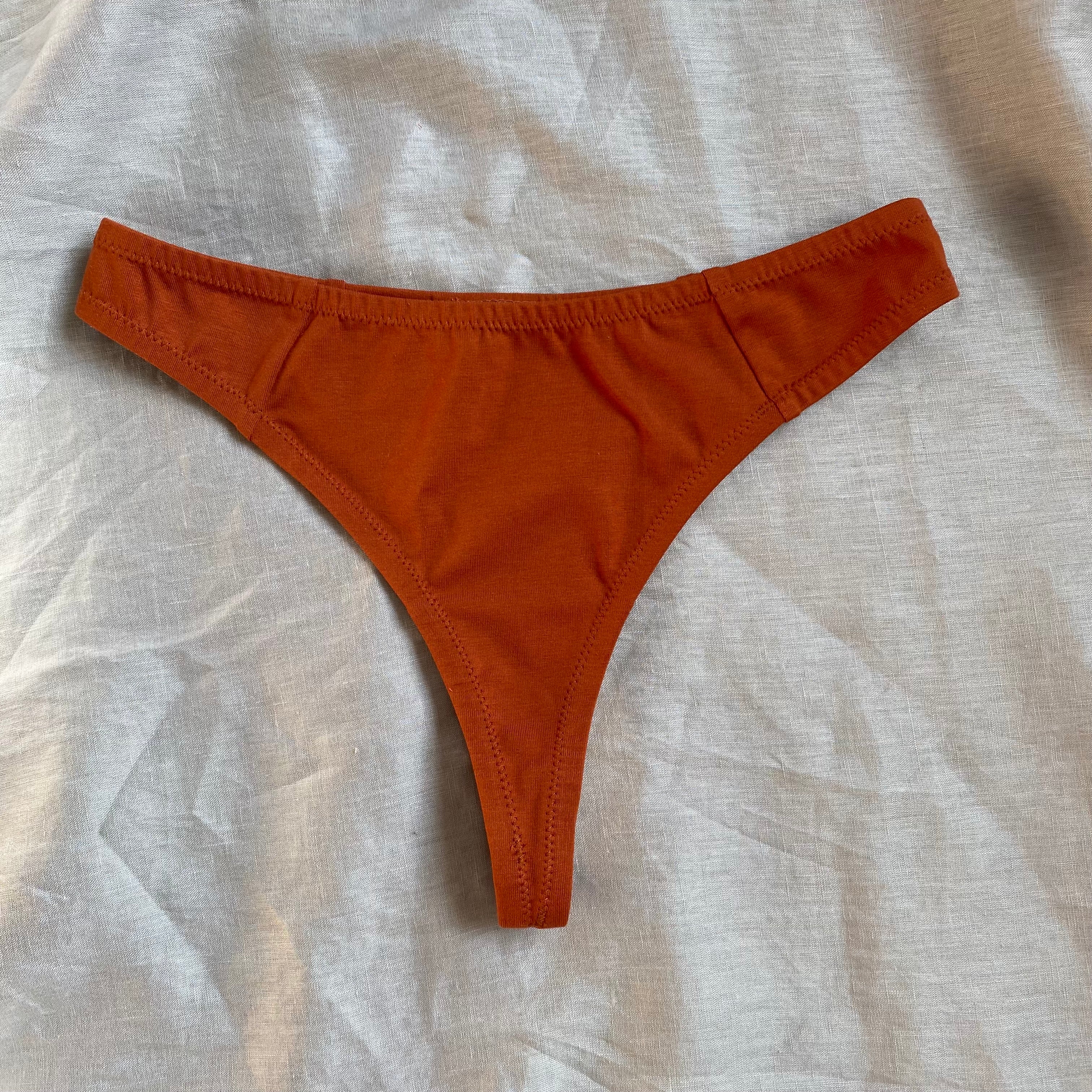 Dahlia Mid-rise Thong - Penny