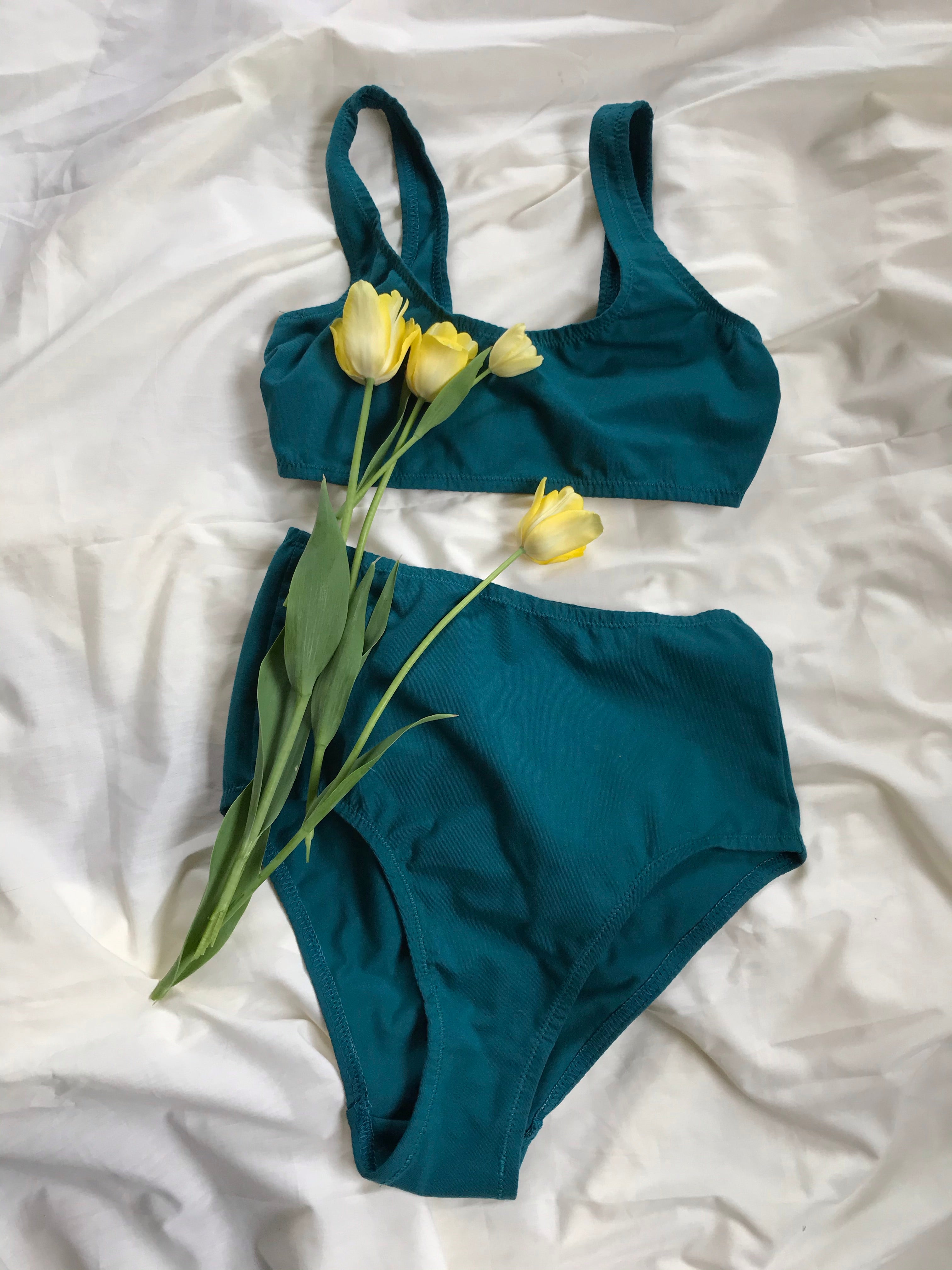April Brief -Deep Teal