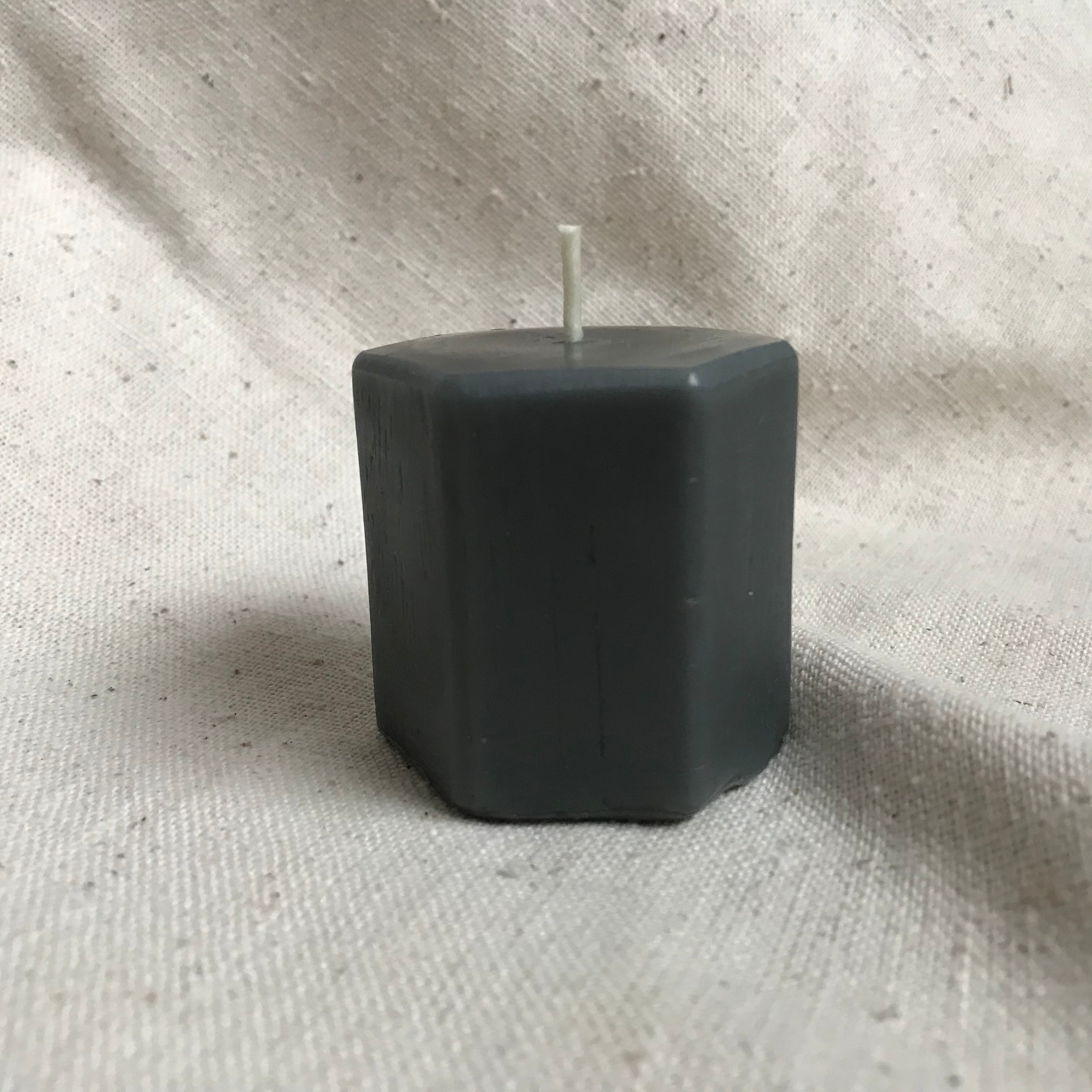 Hexie Candle - 2 inches